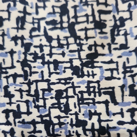 Ann Taylor Black and White Patterned Midi Dress - Picture 3 of 4